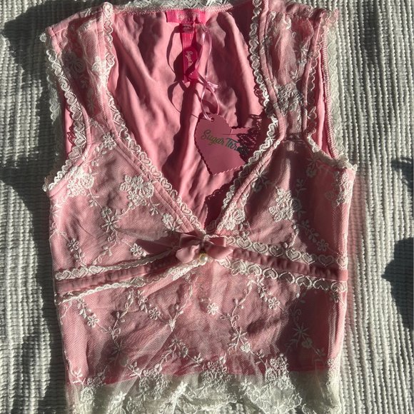Brand new with tags still attached Count The Ways Lace Top from Sugar Thrillz. - Picture 1 of 4